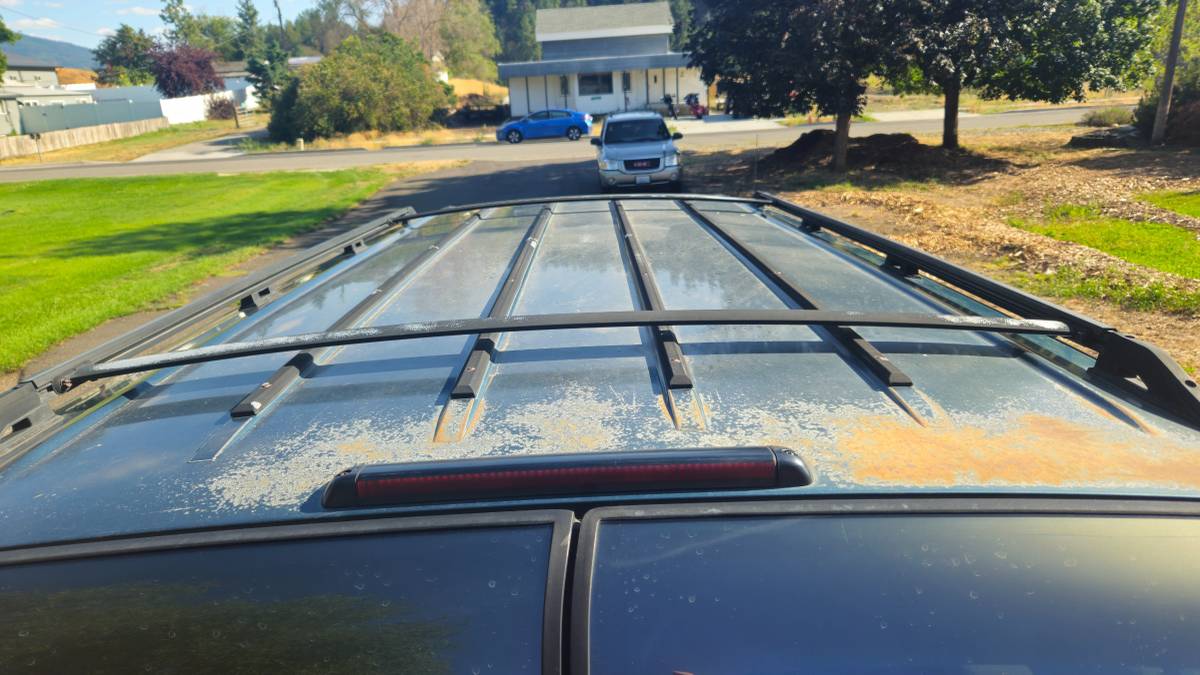 Chevy-suburban-2500-4x4-1994-green-12