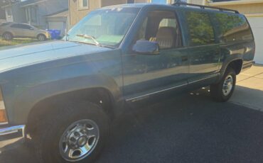 Chevy-suburban-2500-4x4-1994-green-2