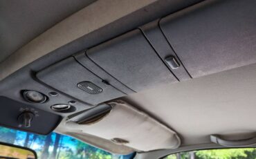 Chevy-suburban-lt-4x4-2500-1994-white-5