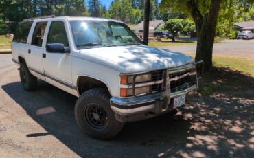 Chevy-suburban-lt-4x4-2500-1994-white-9