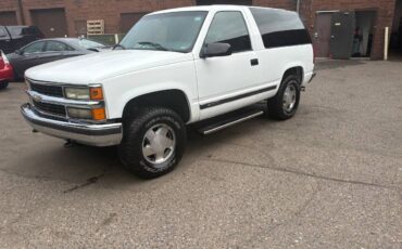 Chevy-tahoe-1995-white