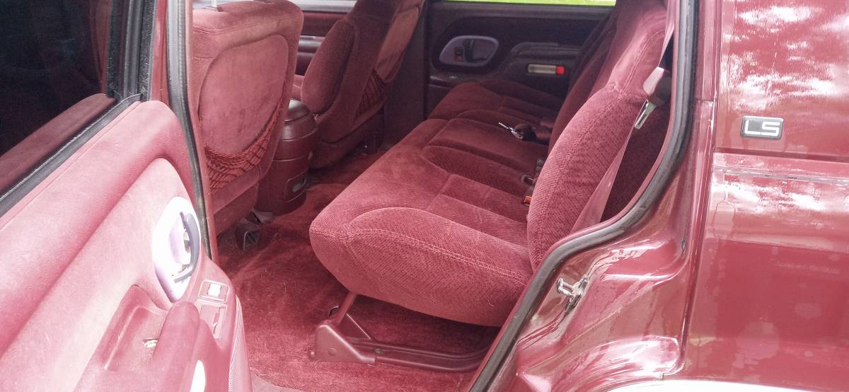 Chevy-tahoe-ls-1995-red-3