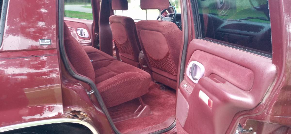 Chevy-tahoe-ls-1995-red-5