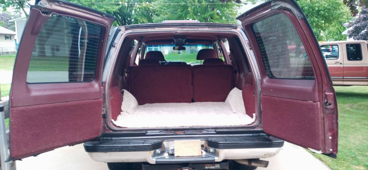 Chevy-tahoe-ls-1995-red-6