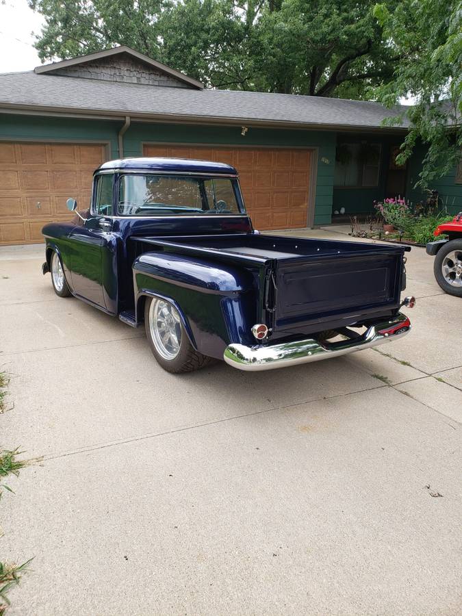 Chevy-truck-1955-blue-3