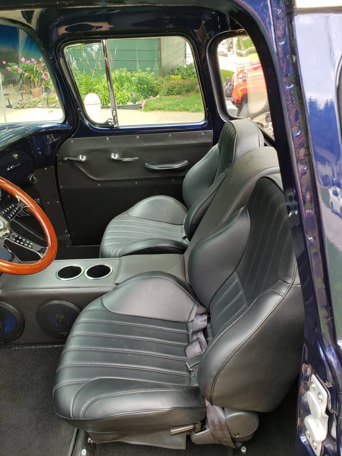 Chevy-truck-1955-blue-8