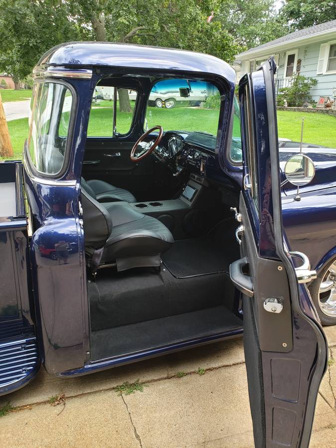 Chevy-truck-1955-blue-9