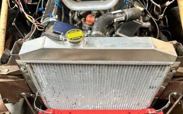 Chevy-truck-1956-silver-3