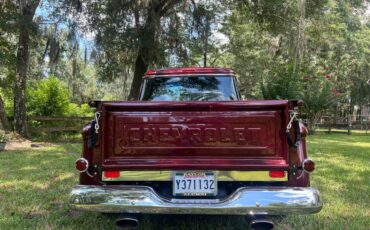 Chevy-truck-1957-red-10