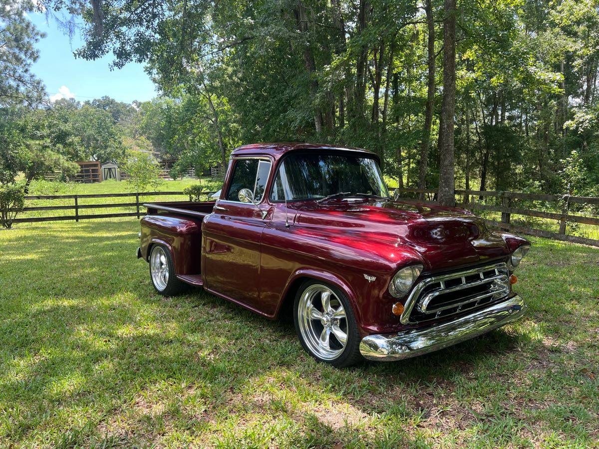Chevy-truck-1957-red-4