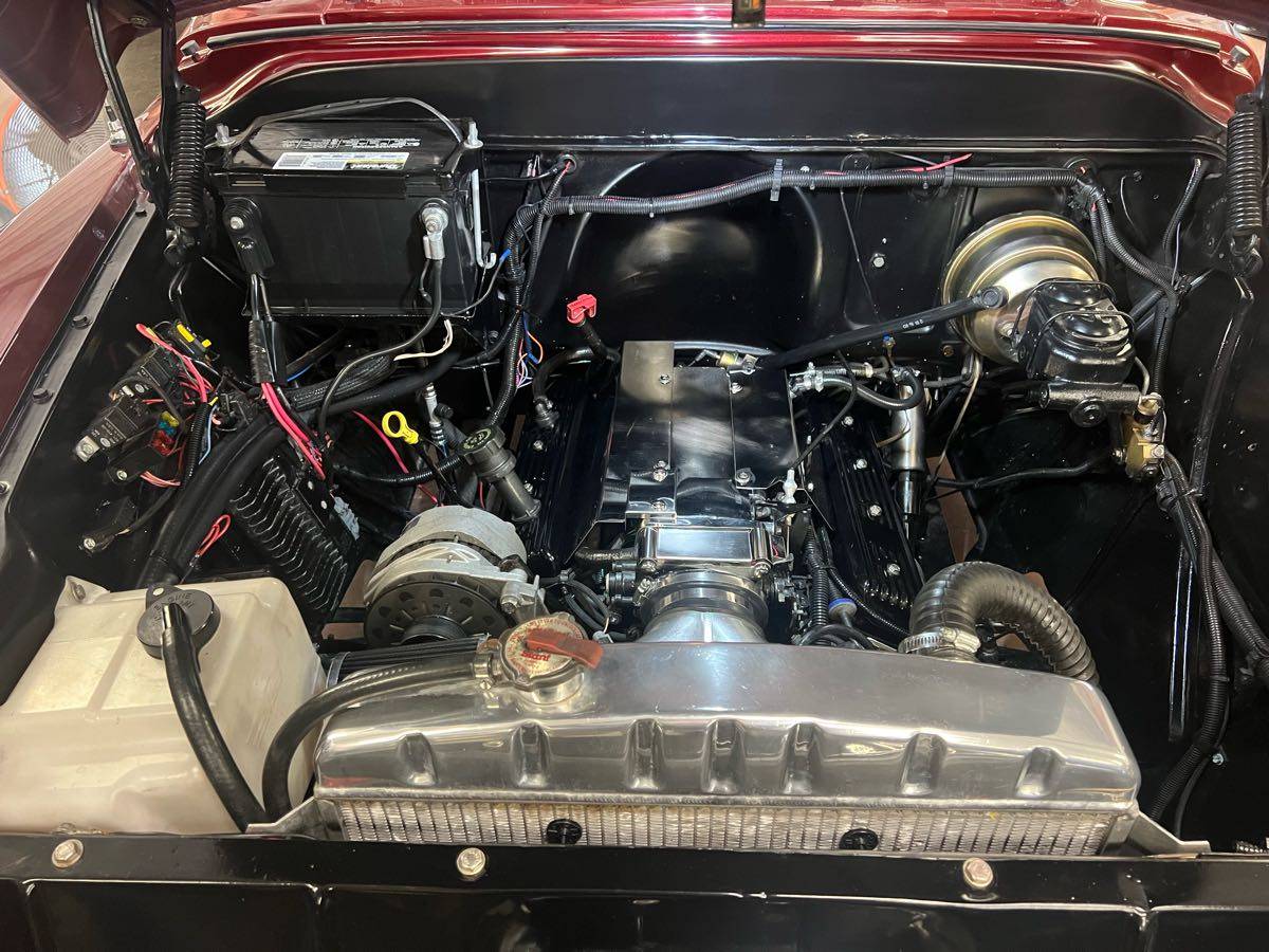 Chevy-truck-1957-red-41
