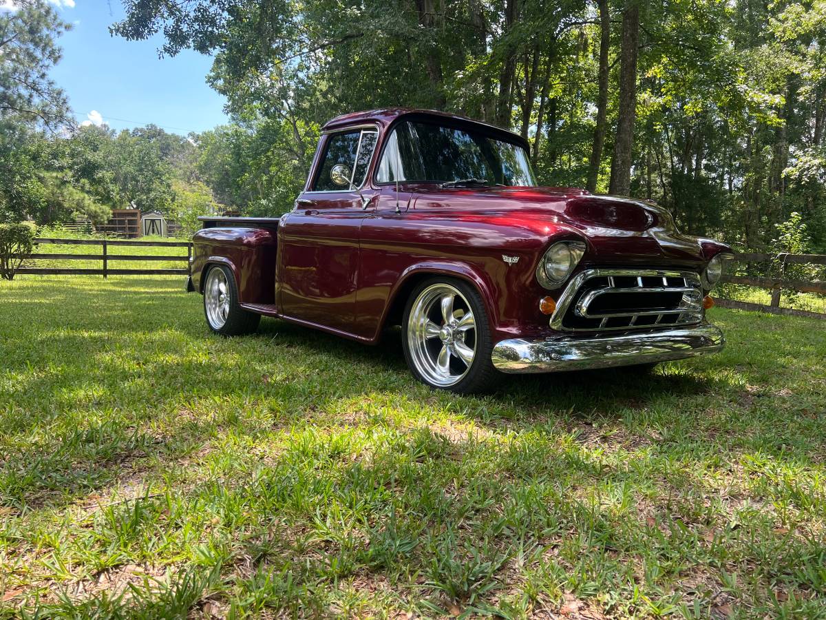 Chevy-truck-1957-red-47