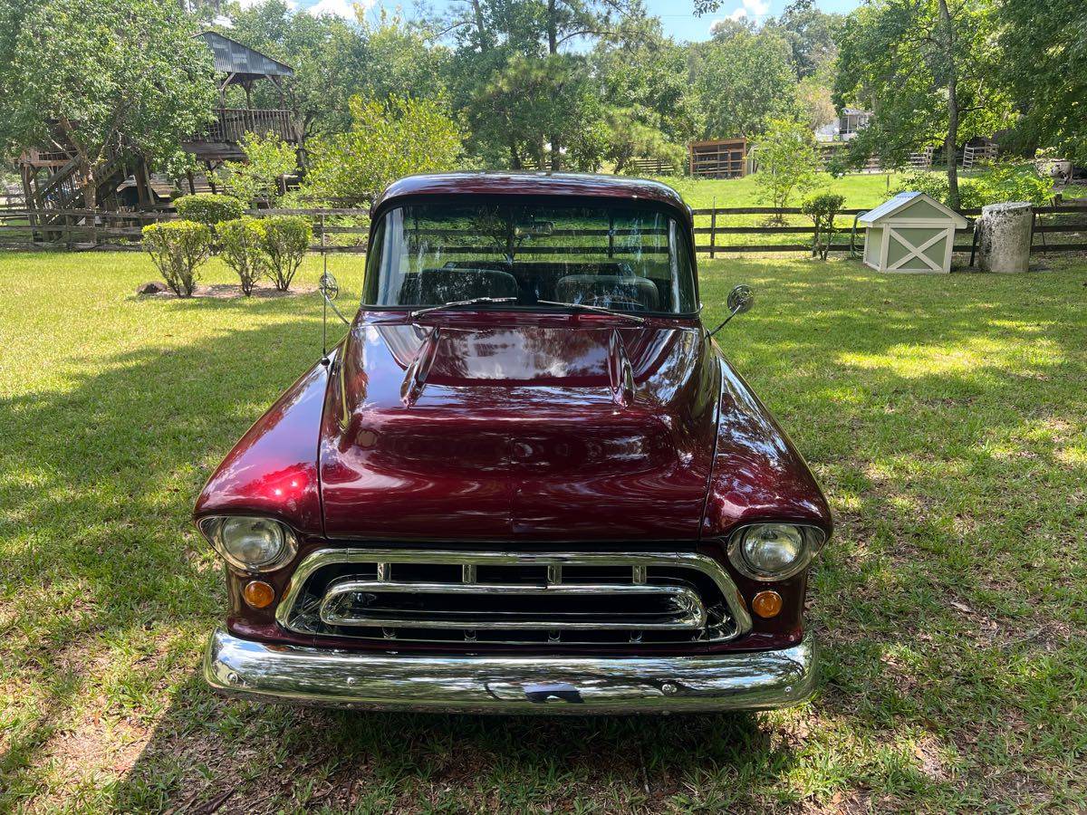 Chevy-truck-1957-red-5