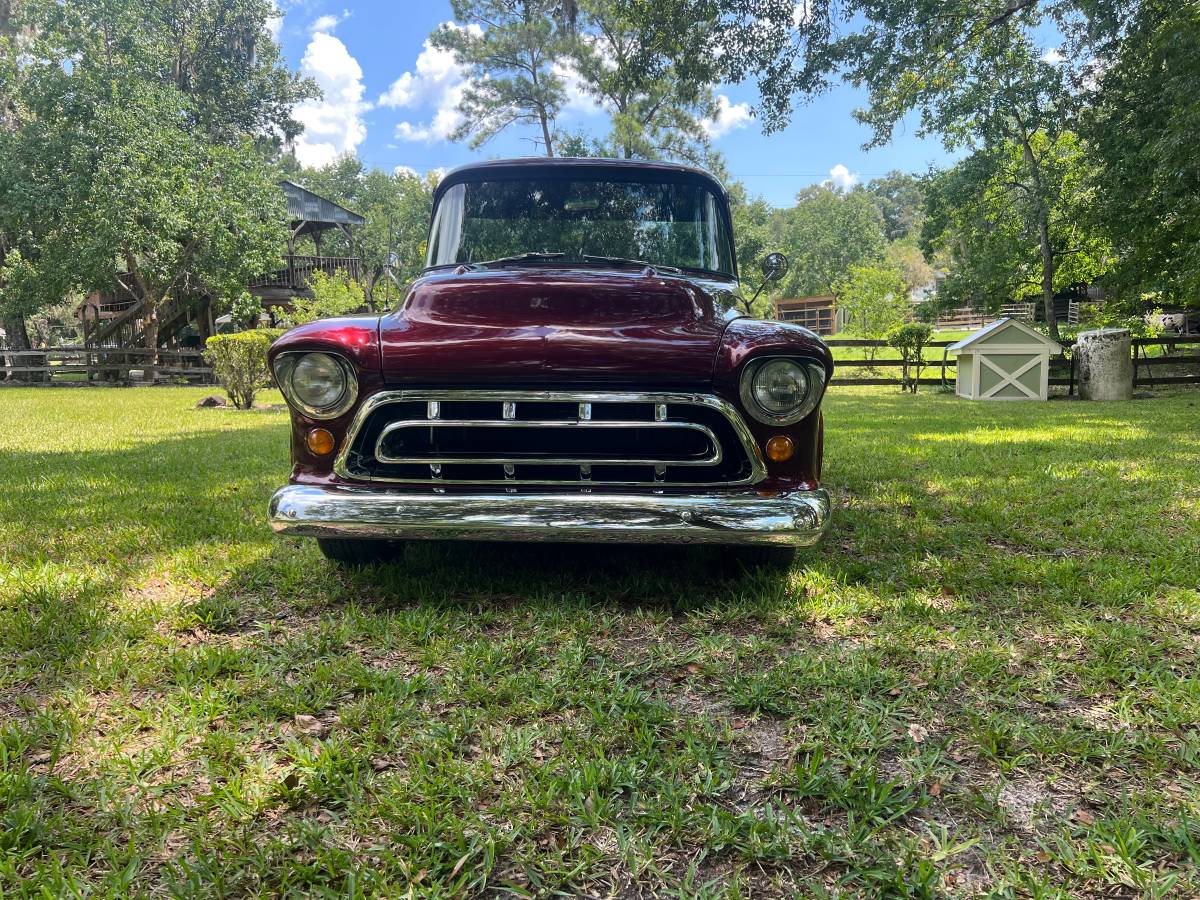 Chevy-truck-1957-red-5