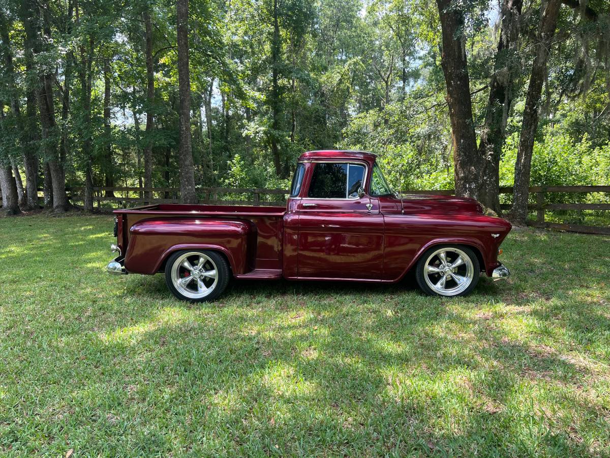 Chevy-truck-1957-red