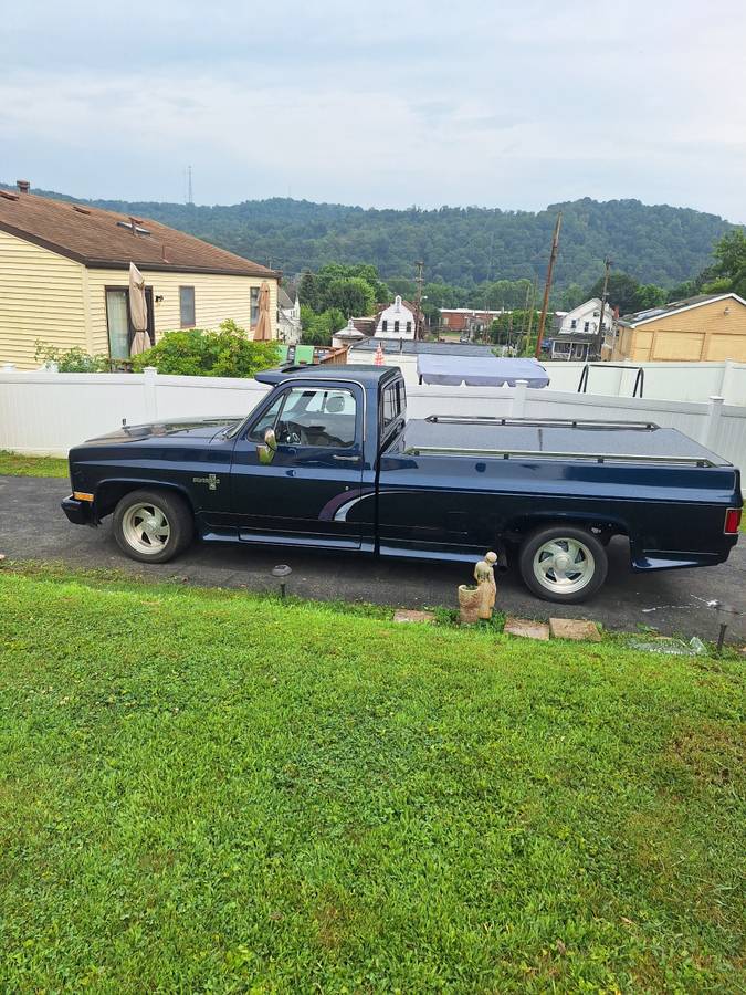 Chevy-truck-1983-blue-4