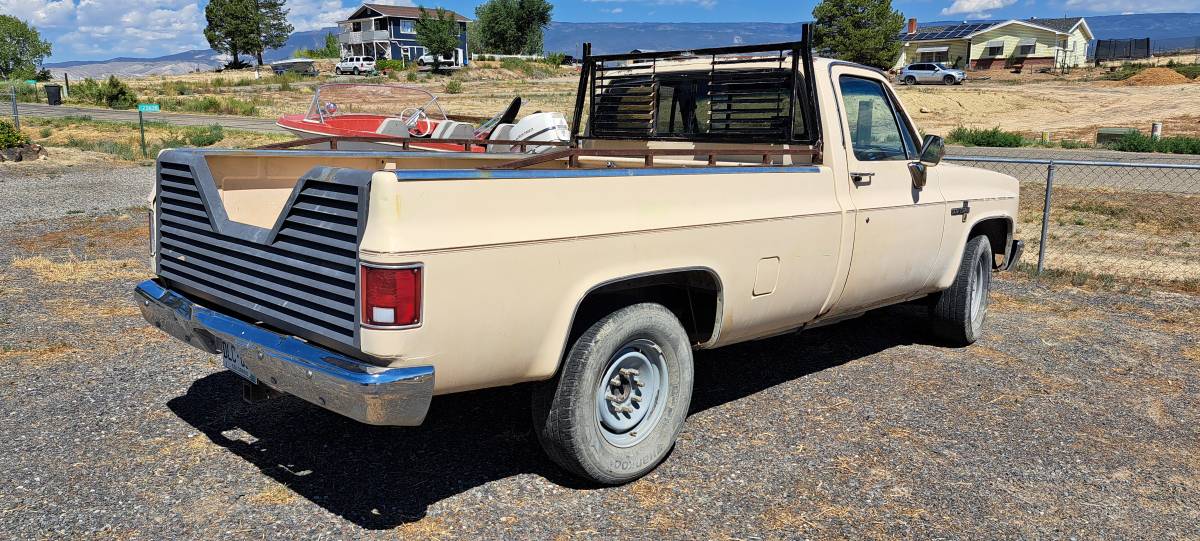 Chevy-truck-1985-10