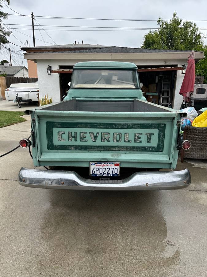 Chevy-truck-3200-1957-green-2
