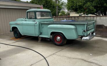 Chevy-truck-3200-1957-green