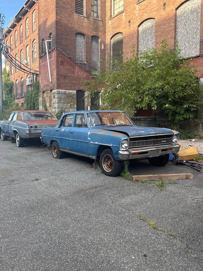 Chevy-two-nova-four-door-1966-blue-2