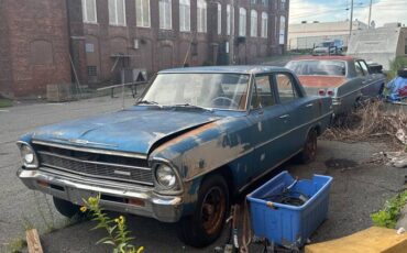 Chevy-two-nova-four-door-1966-blue