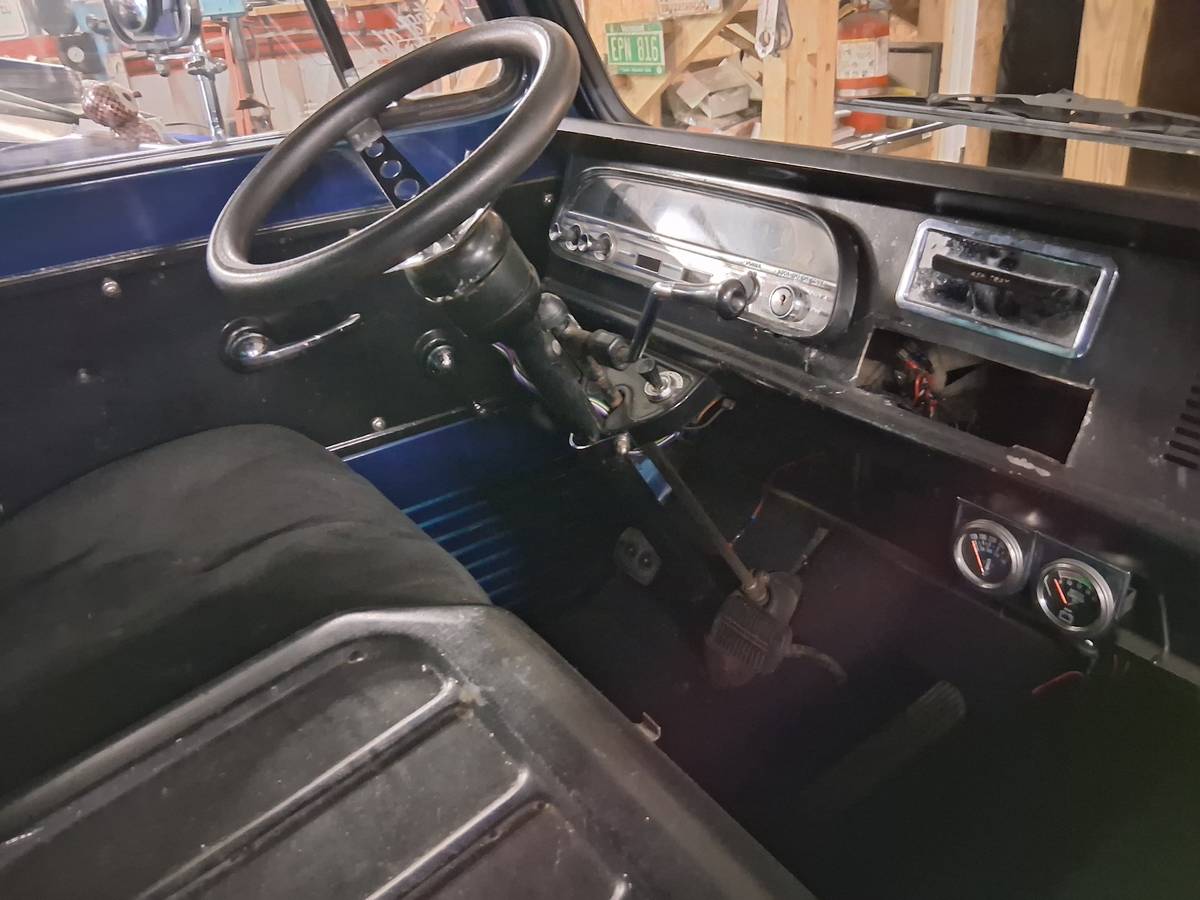 Chevy-van-1964-blue-11