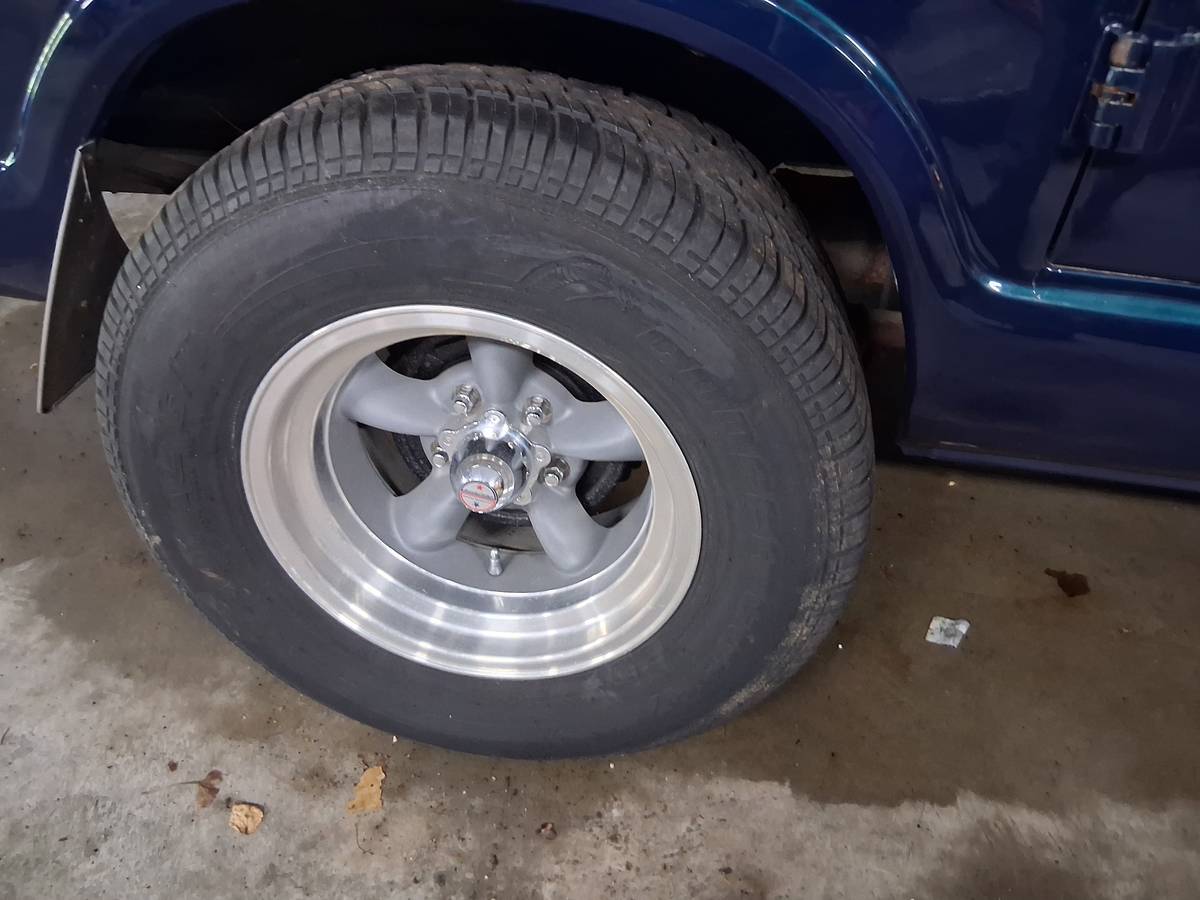 Chevy-van-1964-blue-4