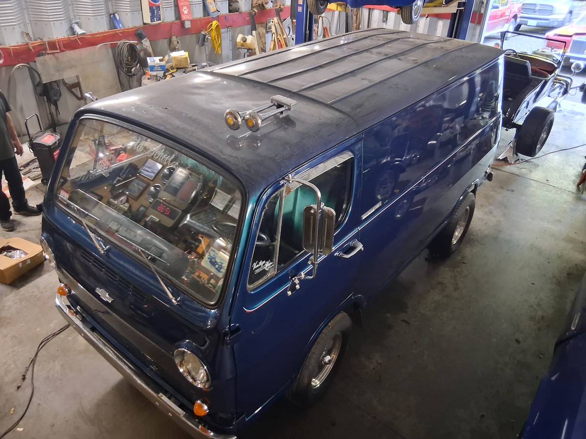 Chevy-van-1964-blue-6