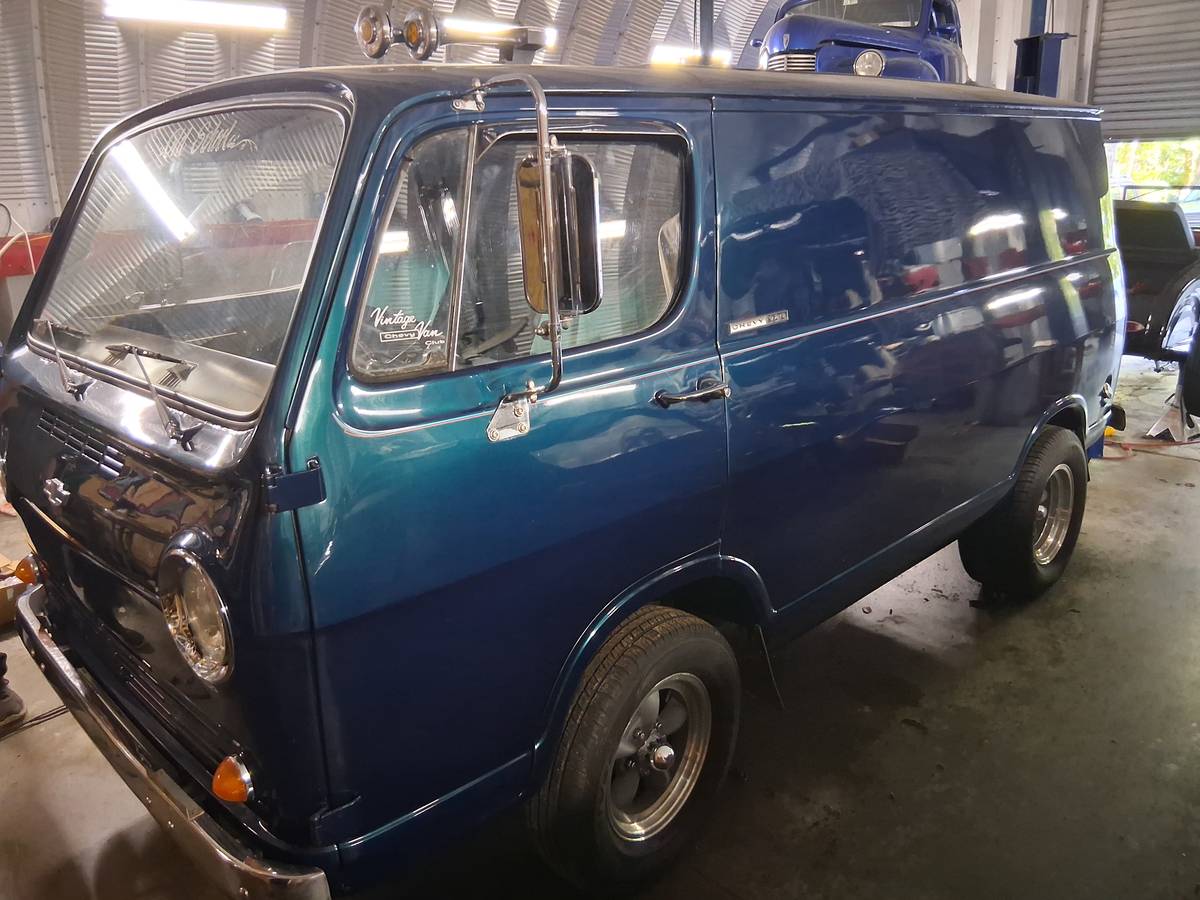 Chevy-van-1964-blue