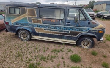 Chevy-van-1978-grey-1
