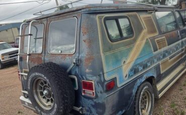 Chevy-van-1978-grey-3