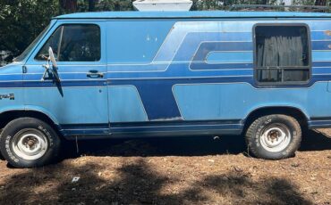 Chevy-van-c20-1972-blue-10