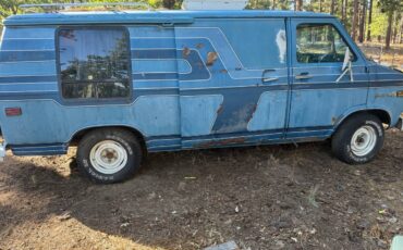 Chevy-van-c20-1972-blue-2