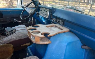 Chevy-van-c20-1972-blue-9