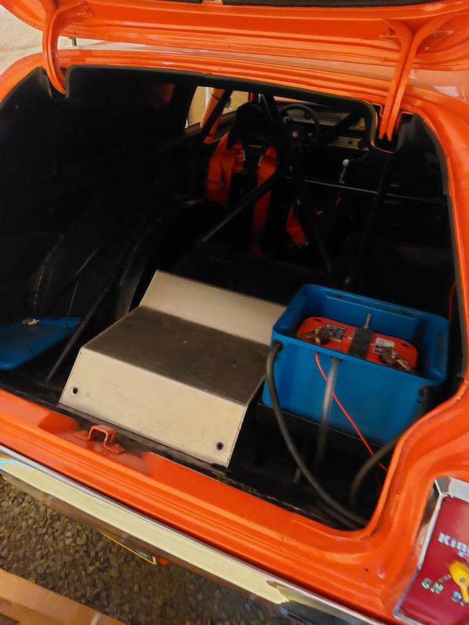 Chevy-vega-1972-orange-7