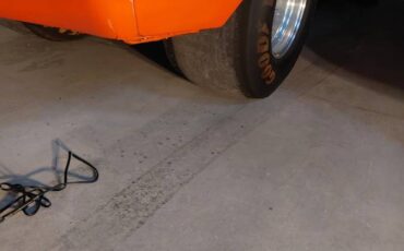 Chevy-vega-1972-orange-8