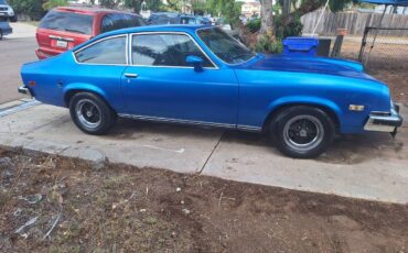 Chevy-vega-1975-blue-16