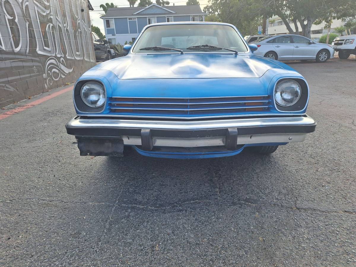 Chevy-vega-1975-blue-3