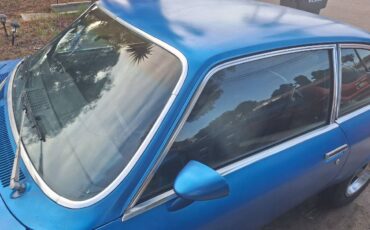 Chevy-vega-1975-blue-8