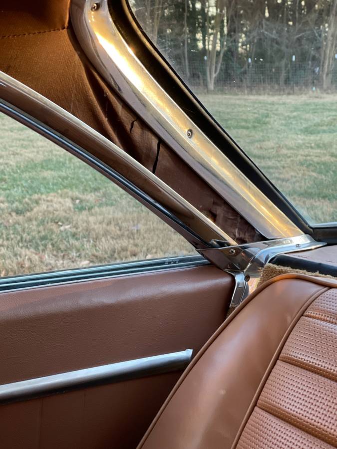 Chrysler-300-1962-black-3