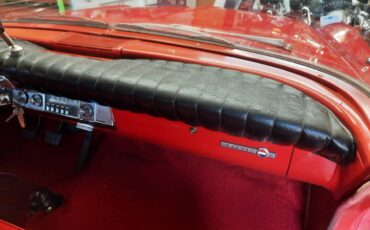 Chrysler-300-1963-red-10