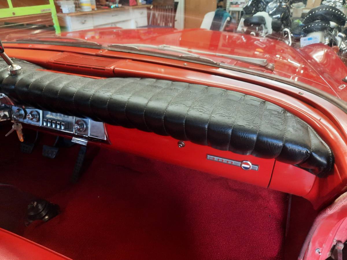 Chrysler-300-1963-red-10