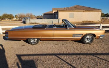 Chrysler-300-1966-Gold-Black