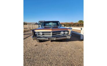 Chrysler-300-1966-Gold-Black-6