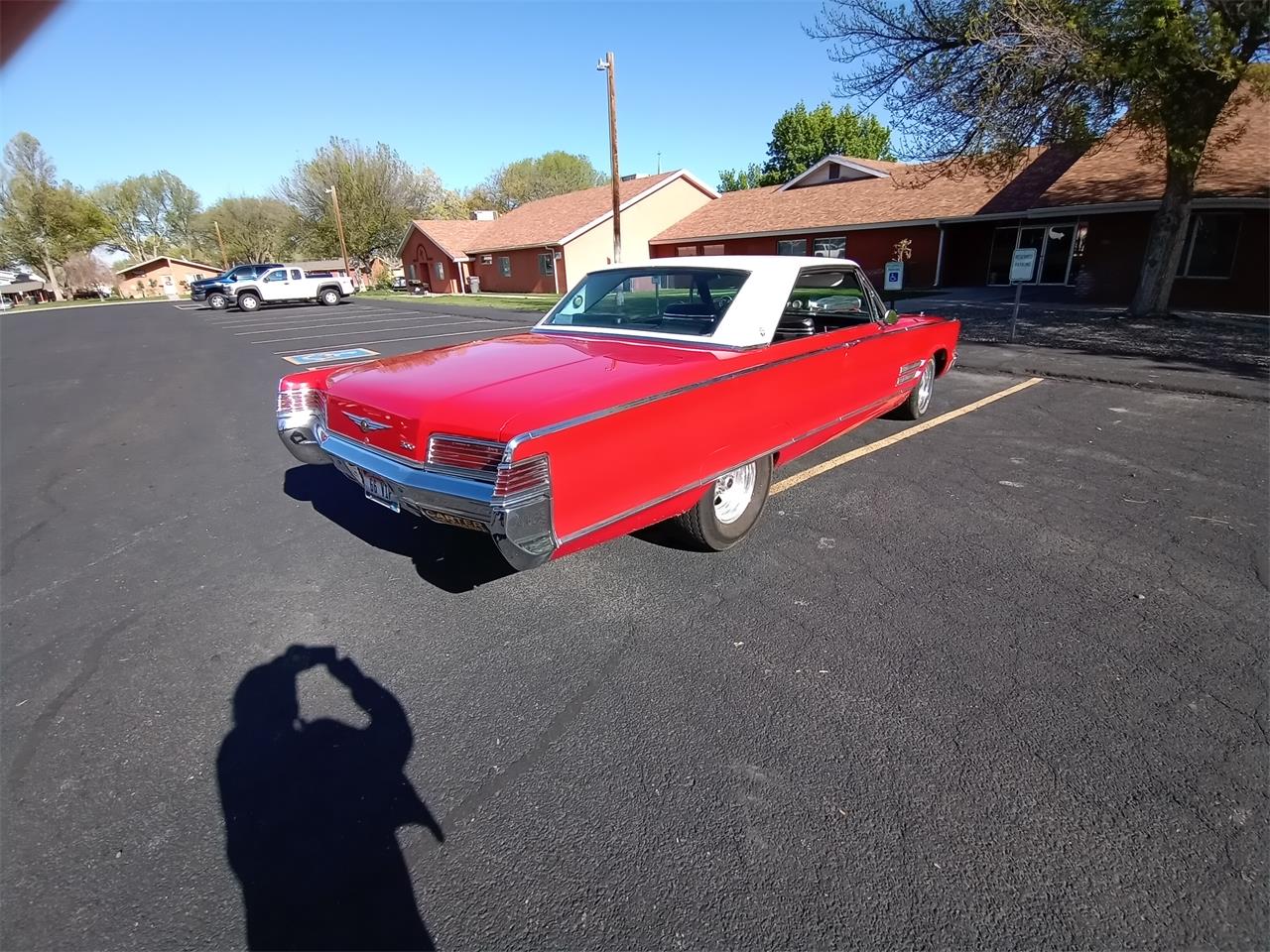 Chrysler-300-1966-red-black-amp-white-1