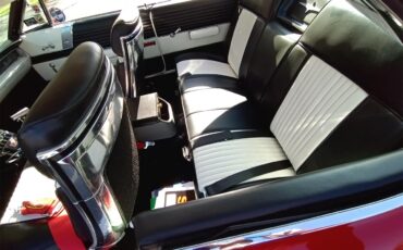 Chrysler-300-1966-red-black-amp-white-6