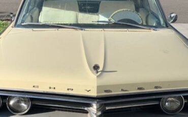 Chrysler-300-1966-yellow-2