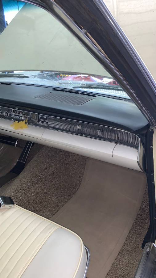 Chrysler-300-1966-yellow-20