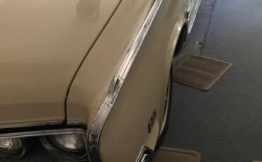 Chrysler-300-1966-yellow-23