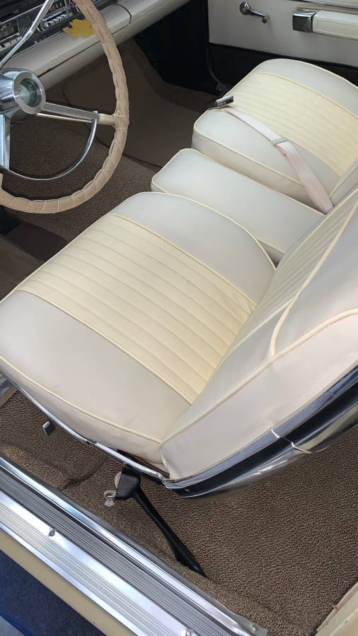 Chrysler-300-1966-yellow-6